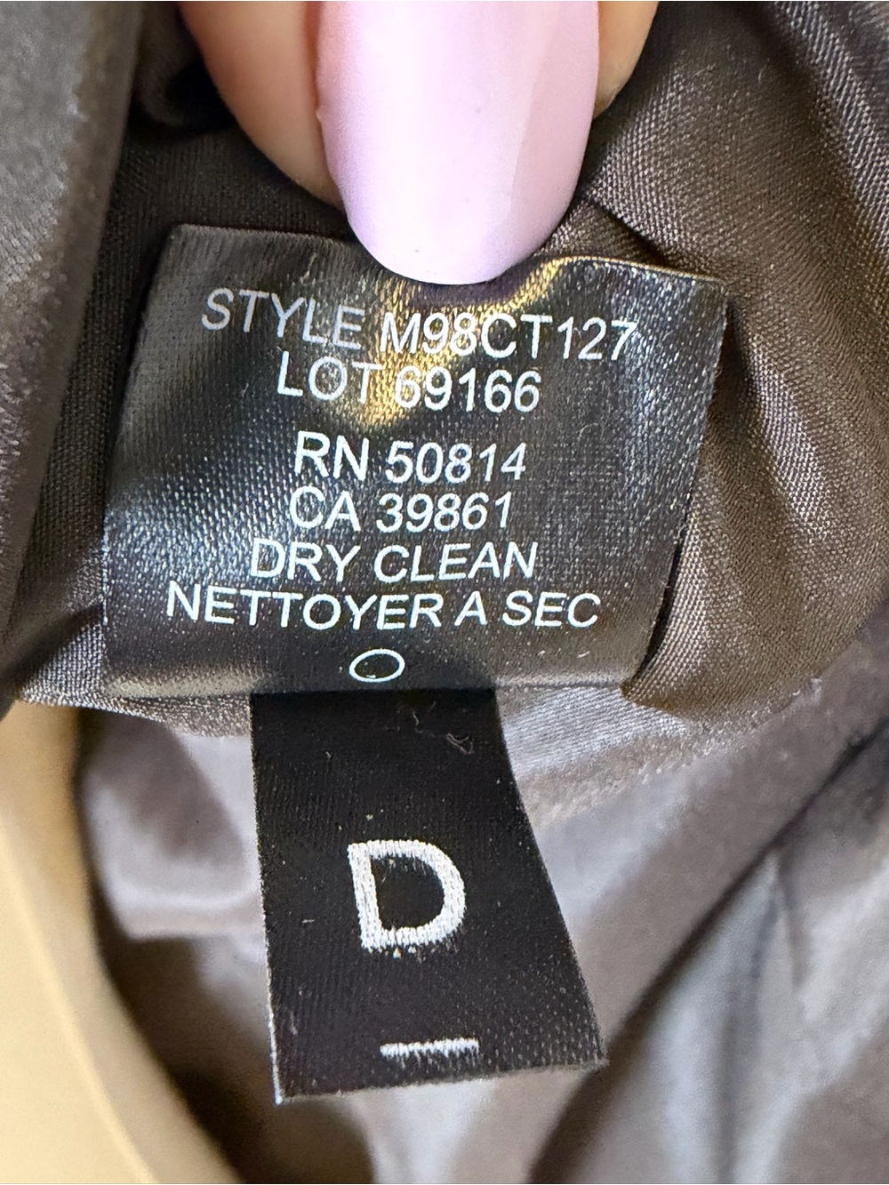 TAHARI Dark Mocha Brown Silk Blend Crushed Velvet Blazer Women’s Size Medium - Picture 13 of 13